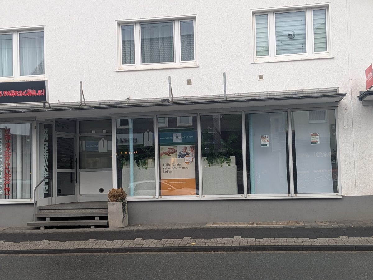 Die neue Geschäftsstelle von Hand in Hand Neunkirchen e.V. in der Kölner Straße 203